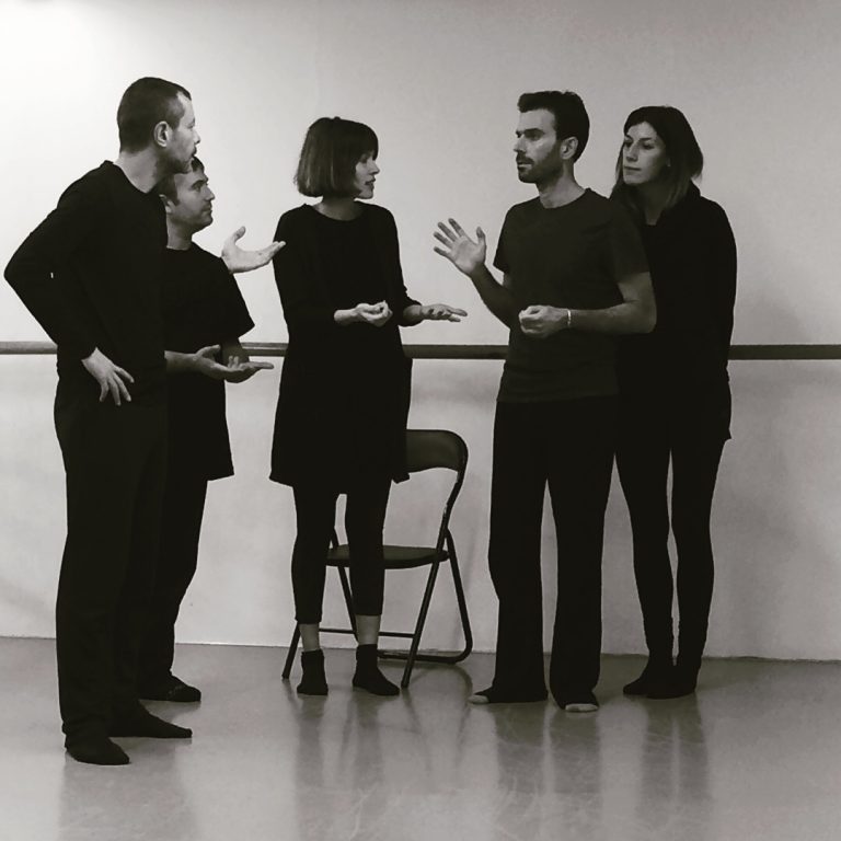 El diálogo en el teatro > Hacer Teatro: Centro de artes escénicas y ...